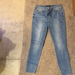 Judy Blue Light Blue Skinny Jeans